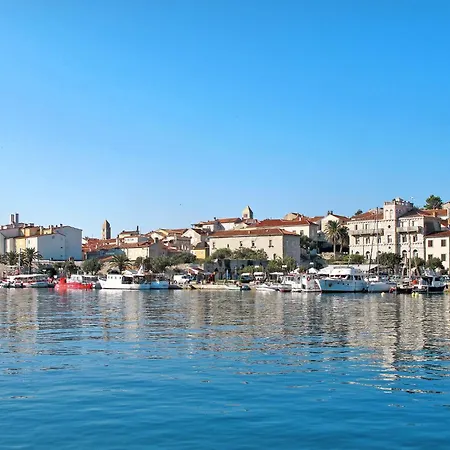 Rapski Dvor By Interhome Rab Town