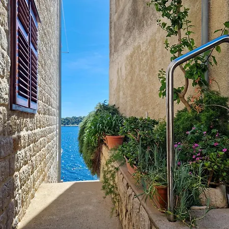 Rapski Dvor By Interhome * Rab Town