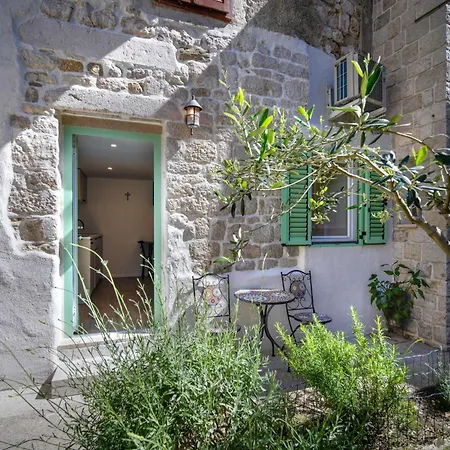 Rapski Dvor By Interhome