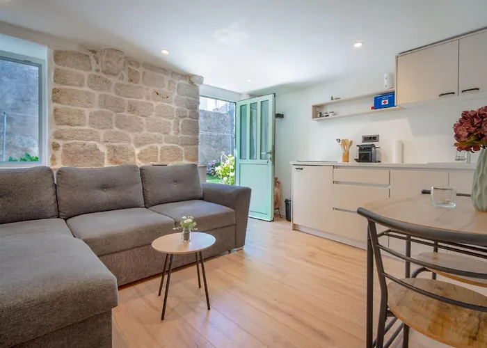 Rapski Dvor By Interhome Rab Town