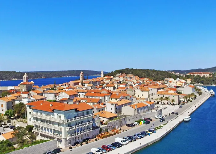 דירה Rapski Dvor By Interhome